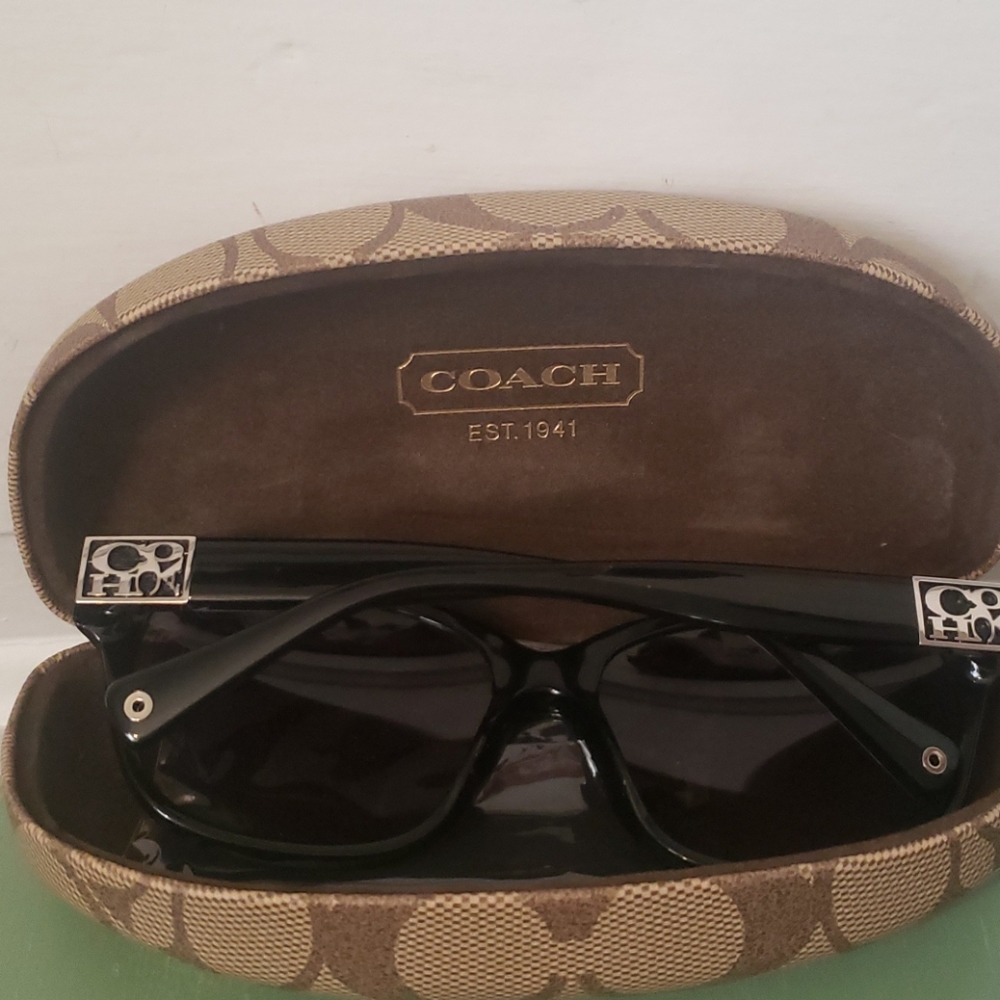 Coach (L023 Cortney) Sunglasses HC 8035Q - Picture 2 of 6